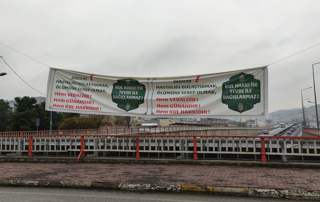 EYYÜBİYE KAYMAKAMLIĞI VE EYYÜBİYE BELEDİYESİNDEN VİRÜSLE İLGİLİ UYARICI AFİŞLER