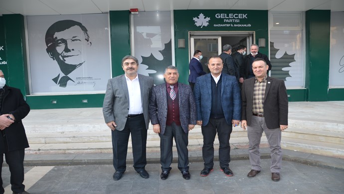 Arif GEDEMENLİ, İlk Ziyaretini Gelecek Partisi Gaziantep il Başkanlığına Yaptı