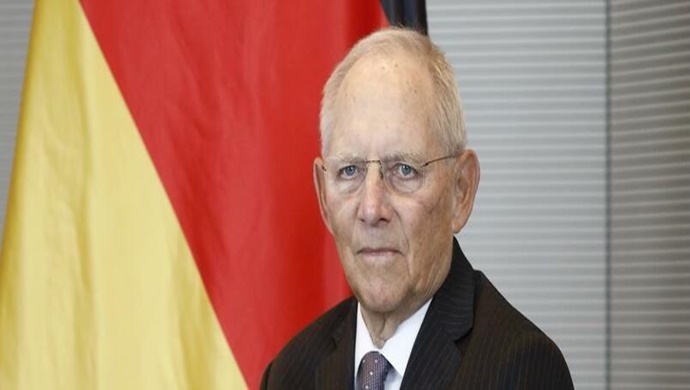 WOLFGANG SCHÄUBLE: “LASCHET’İN OY KAYBINDAN MERKEL’DE SORUMLU” DEDİ!