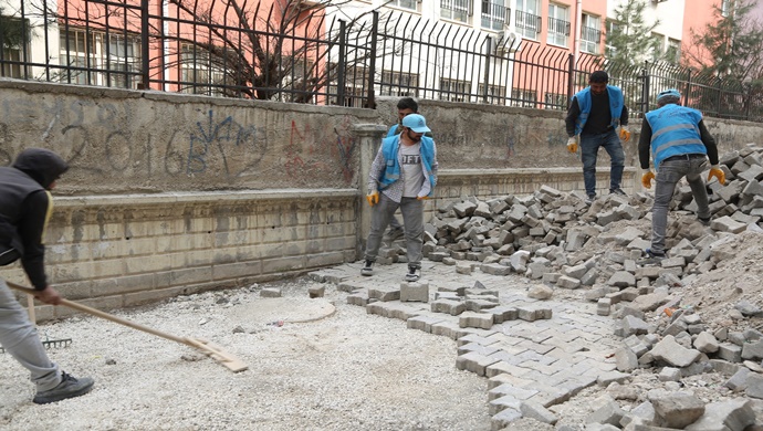 Eyyübiye’de Doğalgaz Ulaştırılan Mahalleler Yenileniyor