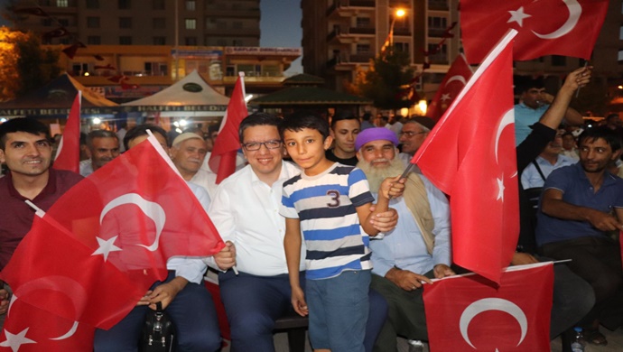 HALFETİ BELEDİYE BAŞKANI ŞEREF ALBAYRAK `DAN 15 TEMMUZ DEMOKRASİ VE MİLLİ BİRLİK GÜNÜ MESAJI