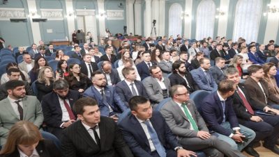 Mari El’den Devlet Duması kapsamında Gençlik Parlamentosu üyesi Alexey Trishkov: Yasama girişimlerinin rekabeti, yetkililerin gençlerin girişimlerini duymasına olanak tanıyacak
