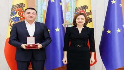 Moldova Prezidenti soydaşımızı medal ilə təltif edib